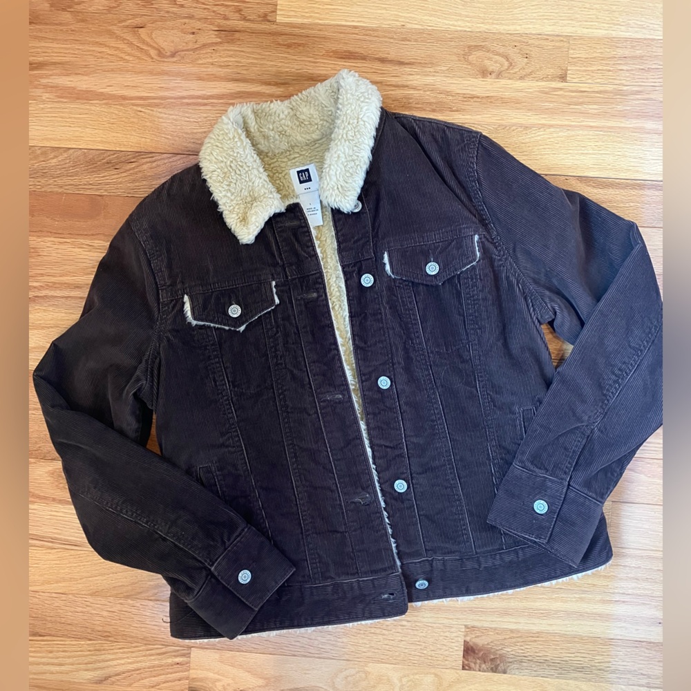 Gap Women’s Fleece Corduroy Denim Jackets. Size L